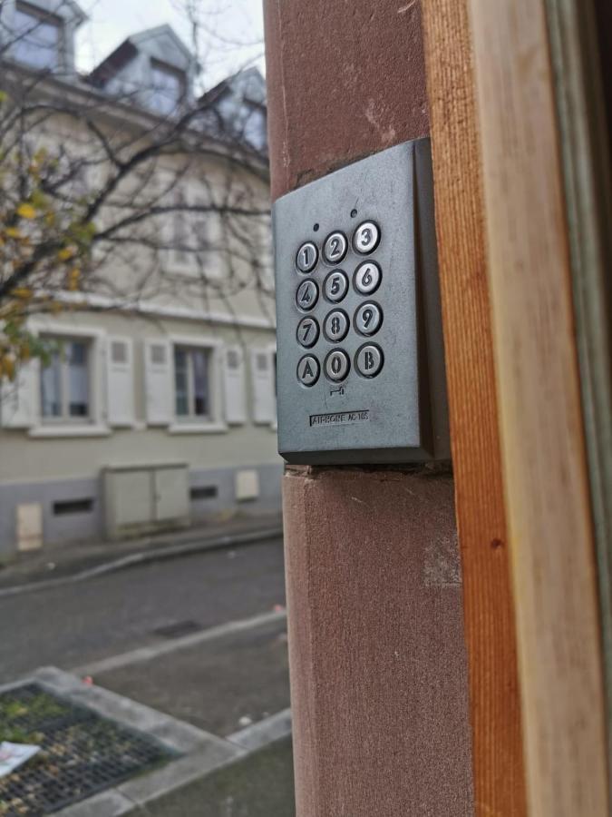 # Le 3 # Joli Appartement T3 Mulhouse Centre, Neuf, Calme Et Tout Equipe Экстерьер фото